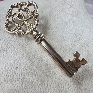 Vintage Gold Ornate Key